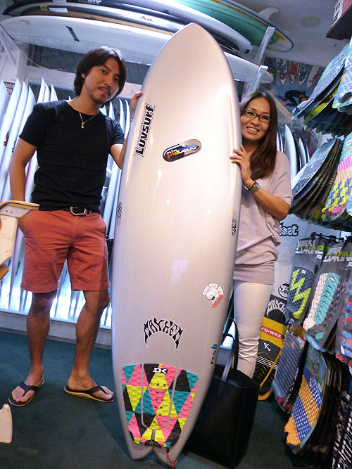 皆様ラヴサーフにご来店にて沢山の新品サーフボードをご購入ありがとう
