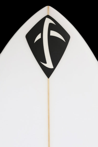 『RNF-RETRO REVAMP』Art by Ryder "POLYESTER" USA