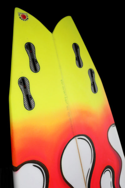 『RNF-RETRO REVAMP』Art by Ryder "POLYESTER" USA