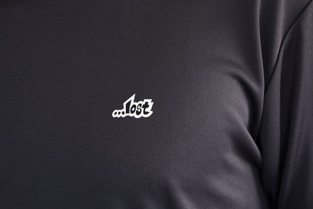 ハイブリッド ラッシュガードTシャツ / GUNMETAL 水陸両用 / Mサイズ