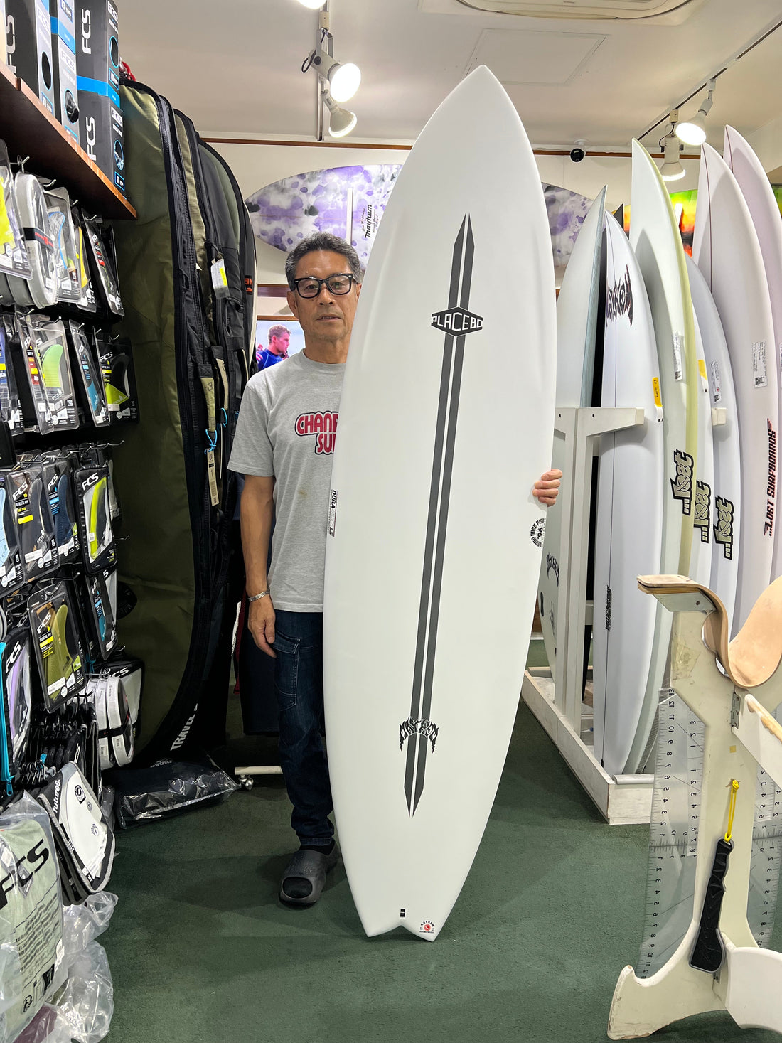 皆様！ご来店にて沢山の 新品『PLACEBOサーフボード』DURA FLEX-LSをご購入ありがとうございます！