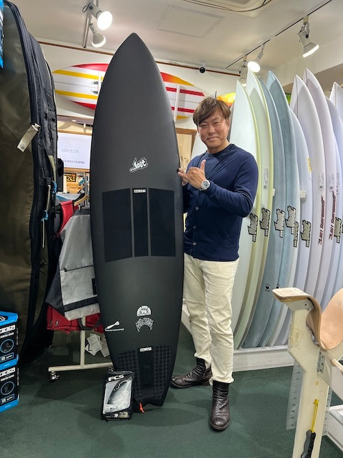 皆様！ご来店にて！ 新品LOST『DOUBLE DART』Black Dart Limited をご購入ありがとうございます！