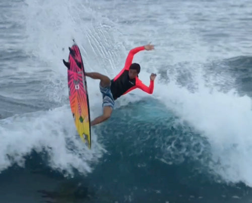 Kobayashiが初のイエロージャージで参戦中！WSLアジアQS6000スタート！