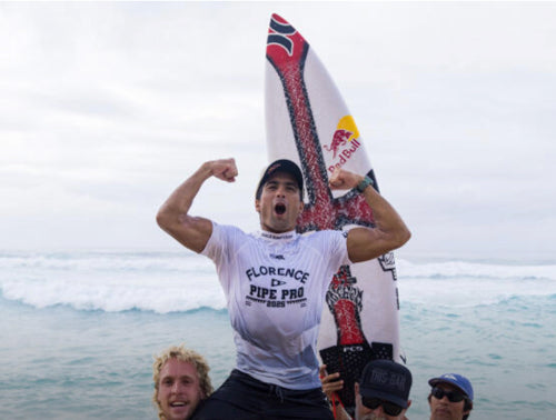 WSLパイププロ QS2000 世界最強Lostチームライダーが男女ともに優勝！