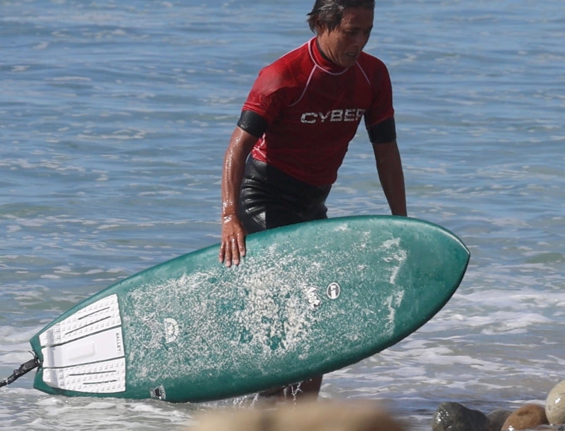 西井のマジックボード！5'10"『RNF'96 KING FISH』Black Sheep Builtで優勝しました！