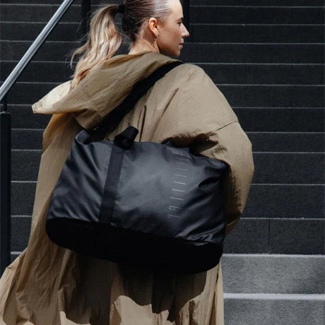 クリスマスのギフトや年末年始のお出かけの際に重宝する『Db』バック！オススメです！