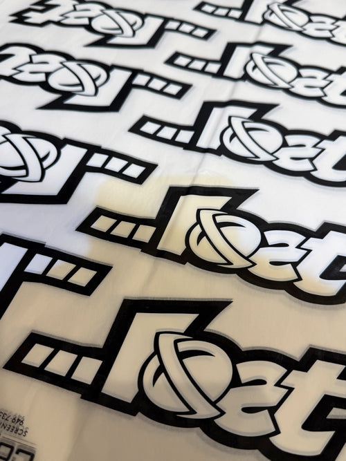 サンクレメンテのLostサーフボード本社から届きました！