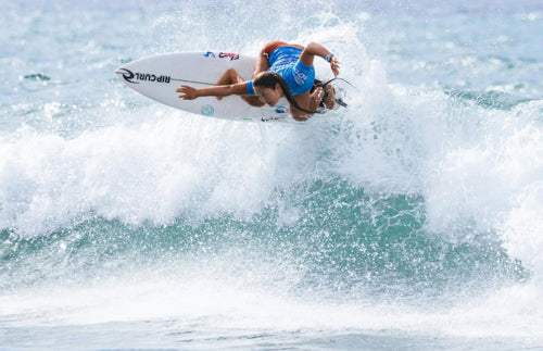 『アノン・松岡』WSLワールドジュニアコンテストを5位でフィニッシュ！