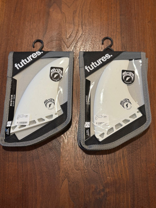 世界初公開！Future社から『MAYHEM TWINZER PLUS』フィン２サイズが到着！