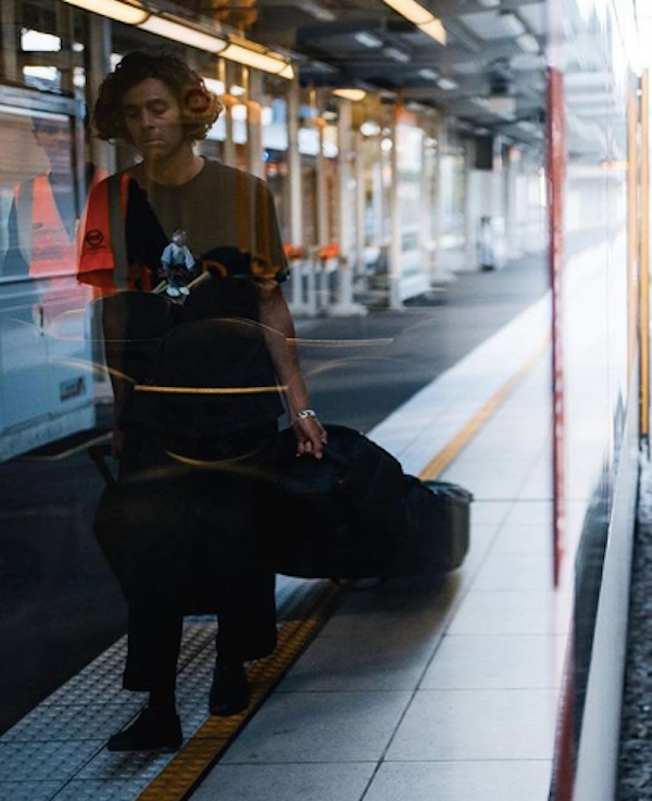 海外トリップ用サーフボードケースにラヴサーフが1番オススメの  Db『DVARV 3～4　SURFBOARD COFFIN』即納です！