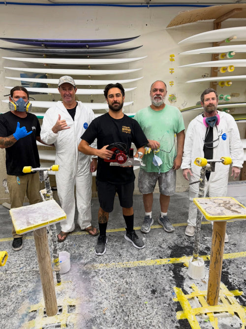 サーフボードを作るファクトリーチームも世界一なんです！