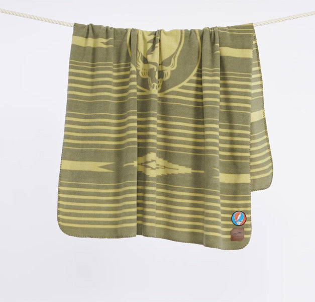 “SLOWTIDE” Fleece Blanket [Jammer] MOSS