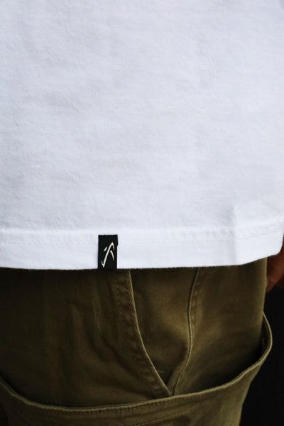 Long-sleeved T-shirt [MAYHEM BOLTS] White