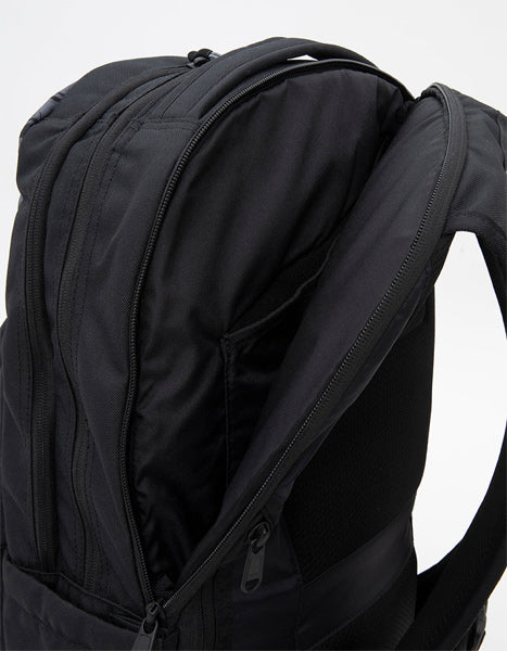 DAKINE × MAYHEM / CAMPUS PREMIUM 28L BACKPACK