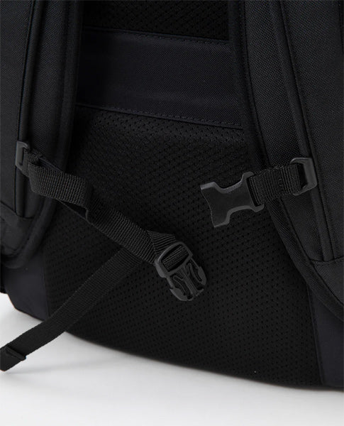 DAKINE × MAYHEM / CAMPUS PREMIUM 28L BACKPACK