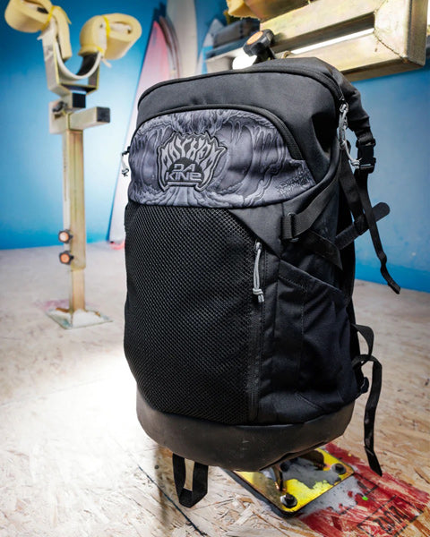 DAKINE × MAYHEM / MISSION サーフパック 30L バックパック