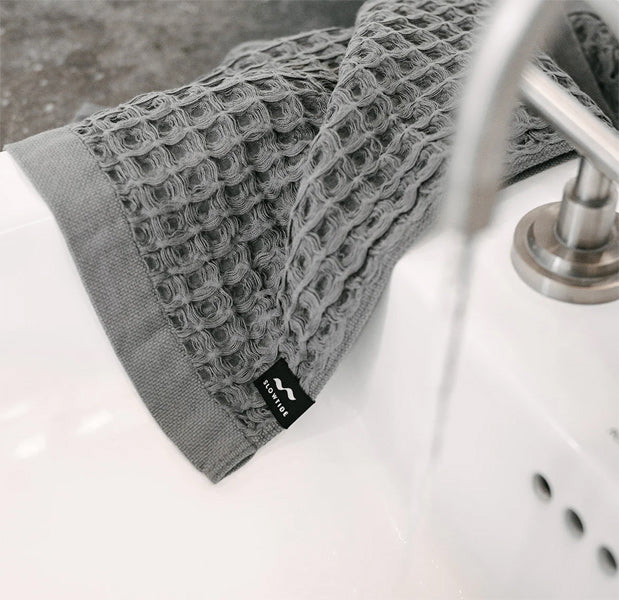 Waffle Hand Towel [Guild] Charcoal
