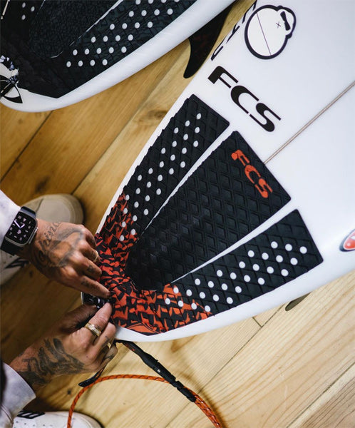 Traction pads [Filipe Toledo] 