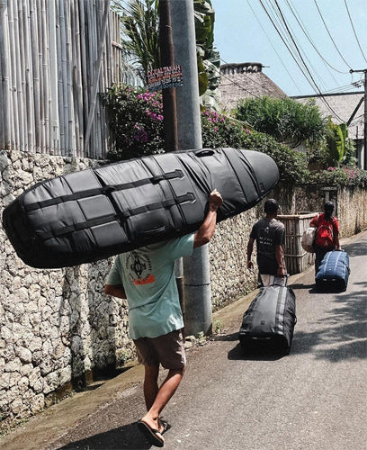 The Djarv 3-4 Surfboard Coffin for 3 to 4 boards / up to 6'6"