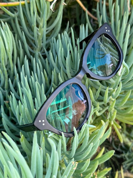 [LOW TIDE] Photochromic Lenses Matte Black / Bounce Gray