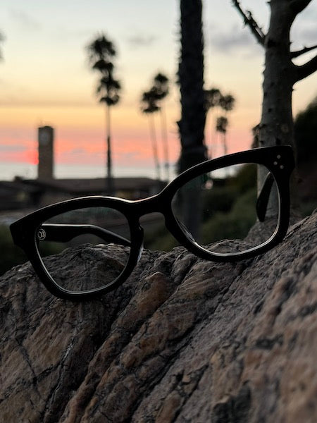 [LOW TIDE] Photochromic Lenses Matte Black / Bounce Gray