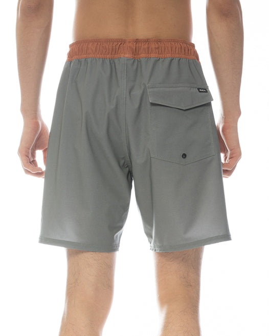 Hybrid Amphibious Board Shorts [APEX TRUNK 17"] GCB0