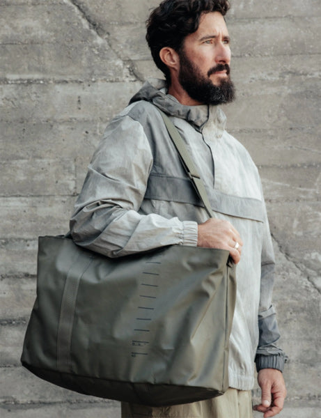 Essential Weekender 40L / Moss Green