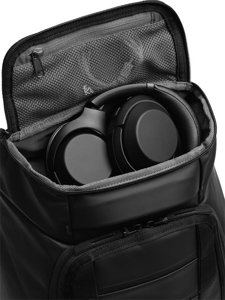 Hugger Backpack 25L / Mash Green