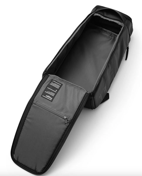 Hugger Backpack 20L / LINE CLUSTER