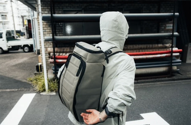 Hugger Backpack 25L / Mash Green