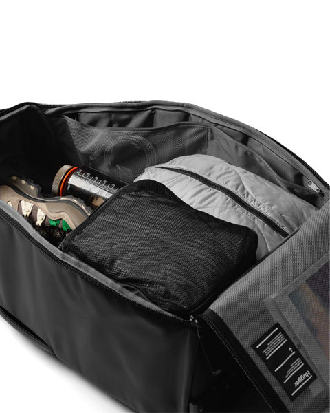 Campaign item: Hugger Roller Bag Check-in 60L / Blackout