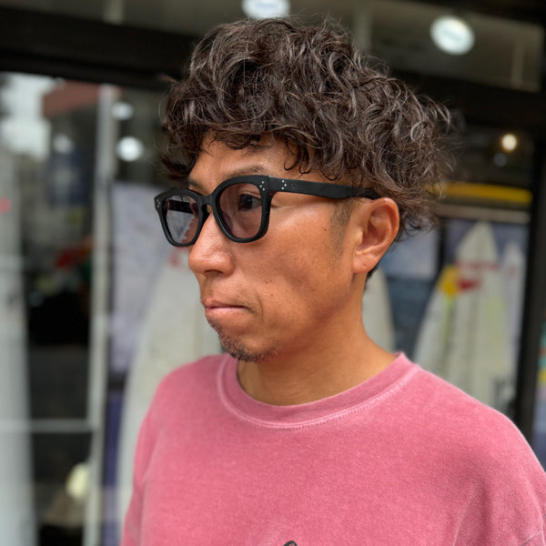 [LOW TIDE] Photochromic Lenses Matte Black / Bounce Gray