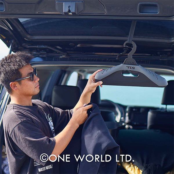 ウェットスーツハンガー – Luvsurf