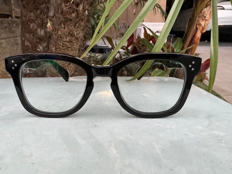 [LOW TIDE] Photochromic Lenses Gloss Black / Emo Blue