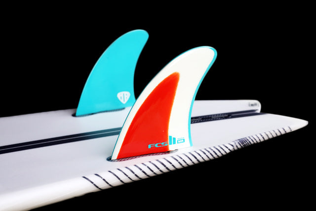 PG / MARK RICHARDS / FREERIDE TWIN SET – Luvsurf