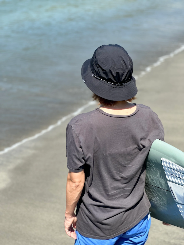 SURF BUCKET