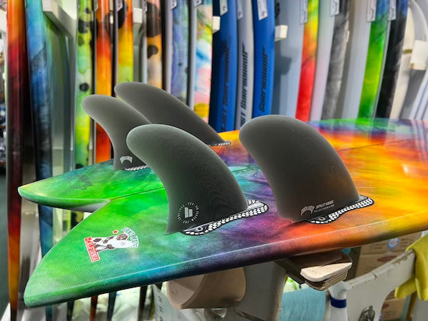 MB PG SPLIT KEEL / QUADフィン / SMOKE