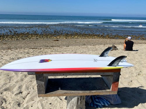 CALIFORNIA TWIN – Luvsurf