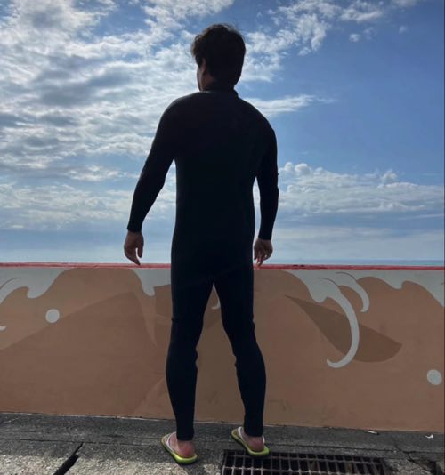 ウェットスーツ_ジャーフル – Luvsurf