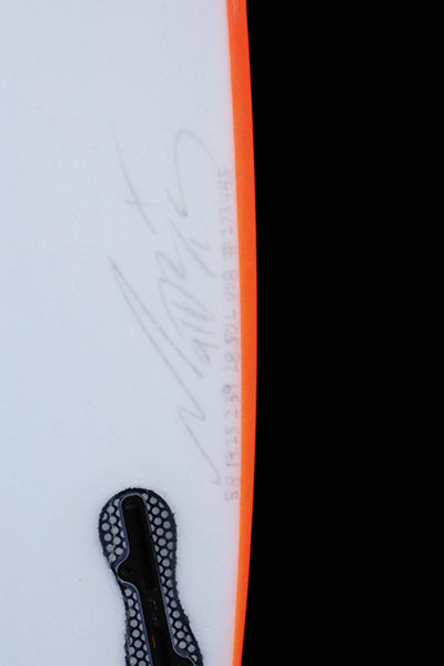 5'8" 28.50cl『THE RIPPER 』ROUND Tail "LIGHT SPEED 2" USA