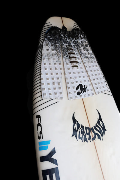 厳選中古 5’9.5” 27.50cl 『SUB DRIVER 2.0』