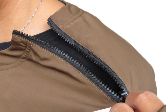 50% off on "POLeR" reversible NYLON PUFF CREW / COYOTE/NAVY