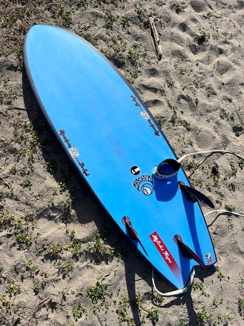 MICKS TAPE SYM – Luvsurf