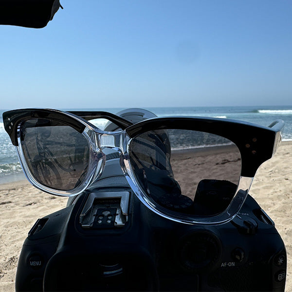 [LOW TIDE] / Black Clear-Dusky Gray