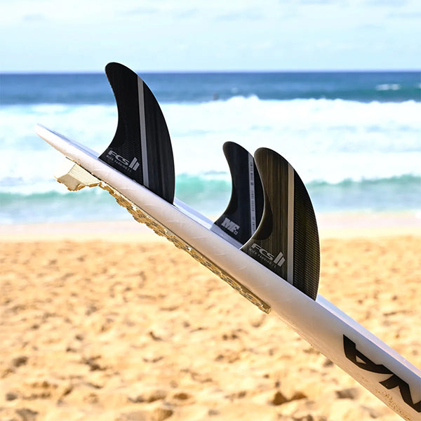 MICK FANNING Ｍサイズ 5 MICK FANNING FIBRE FUSION / TRIフィン / M・L – Luvsurf