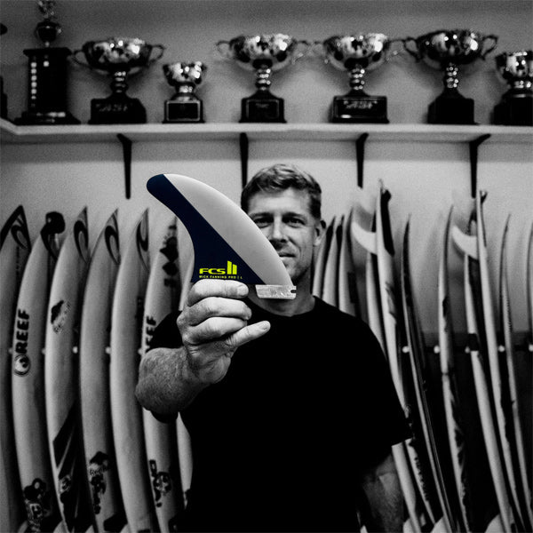 ＜新品・送料込み＞FCSⅡMF ミック・ファニング　トライフィン 黒白(L) FCS 24 FCS2 フィン DHD × MF TRI-QUAD ミックファニング トライ