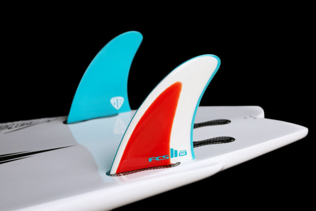 PG / MARK RICHARDS / FREERIDE TWIN SET – Luvsurf