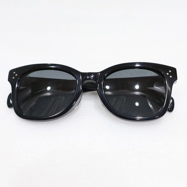 [LOW TIDE] / Gloss Black-Smoke Gray