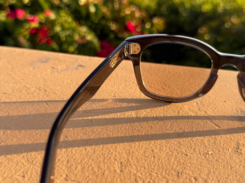 [LOW TIDE] Photochromic Lenses Clear Black / Chamois Brown