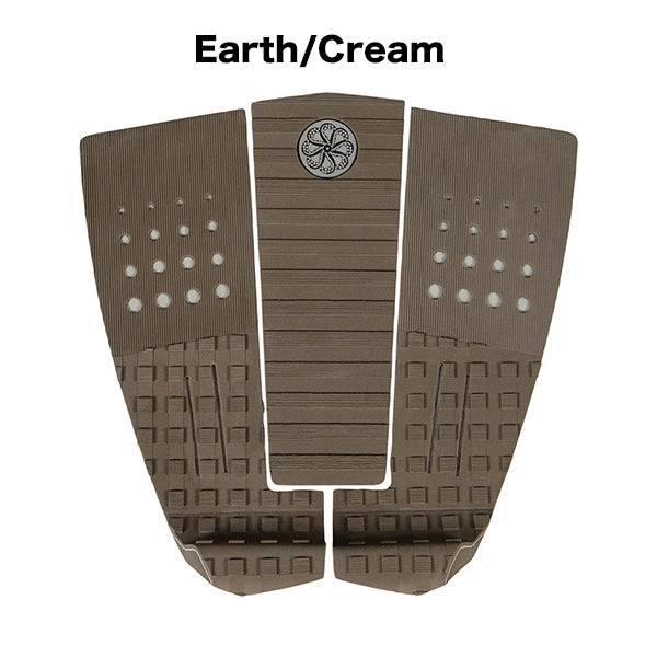 DION AGIUS IV earth-CREAM